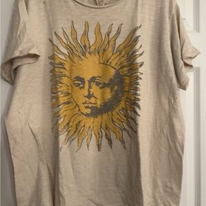 Rare Magnolia Pearl Sol Tee in Moonlight